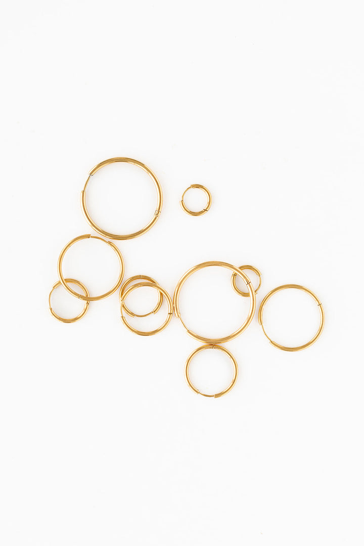 Endless Hoop Thin Gold